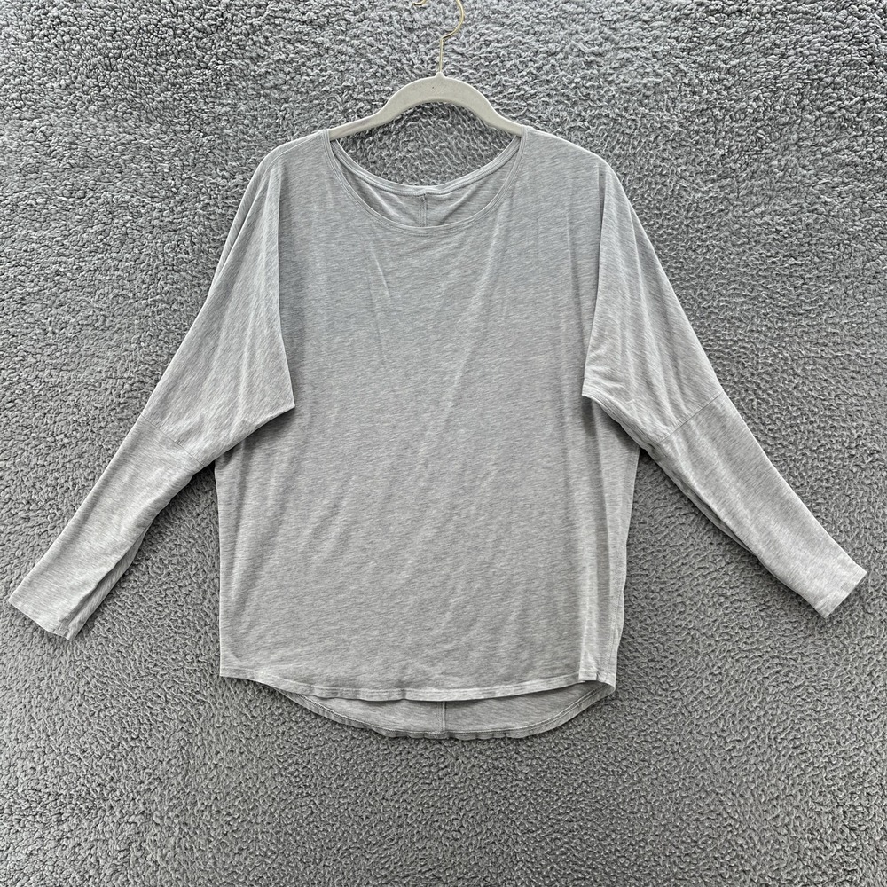 Lululemon Shirt Womens Small Gray Lean In Long Sleeve Relaxed Fit Logo Athletic